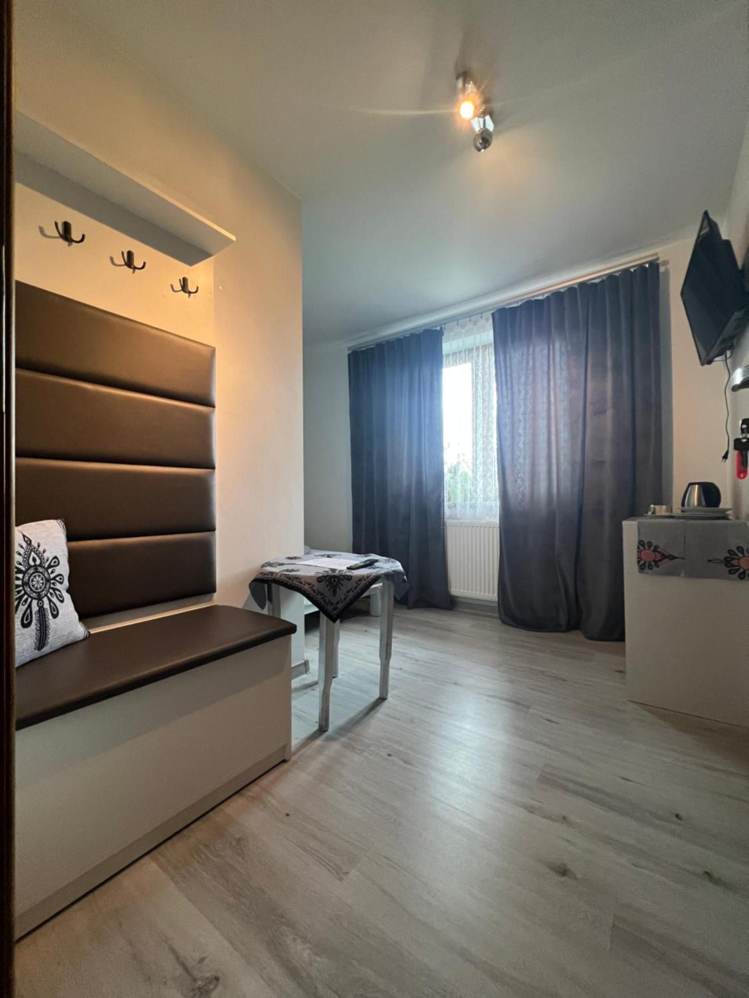 Ostoya Twoya Poronin Exterior foto